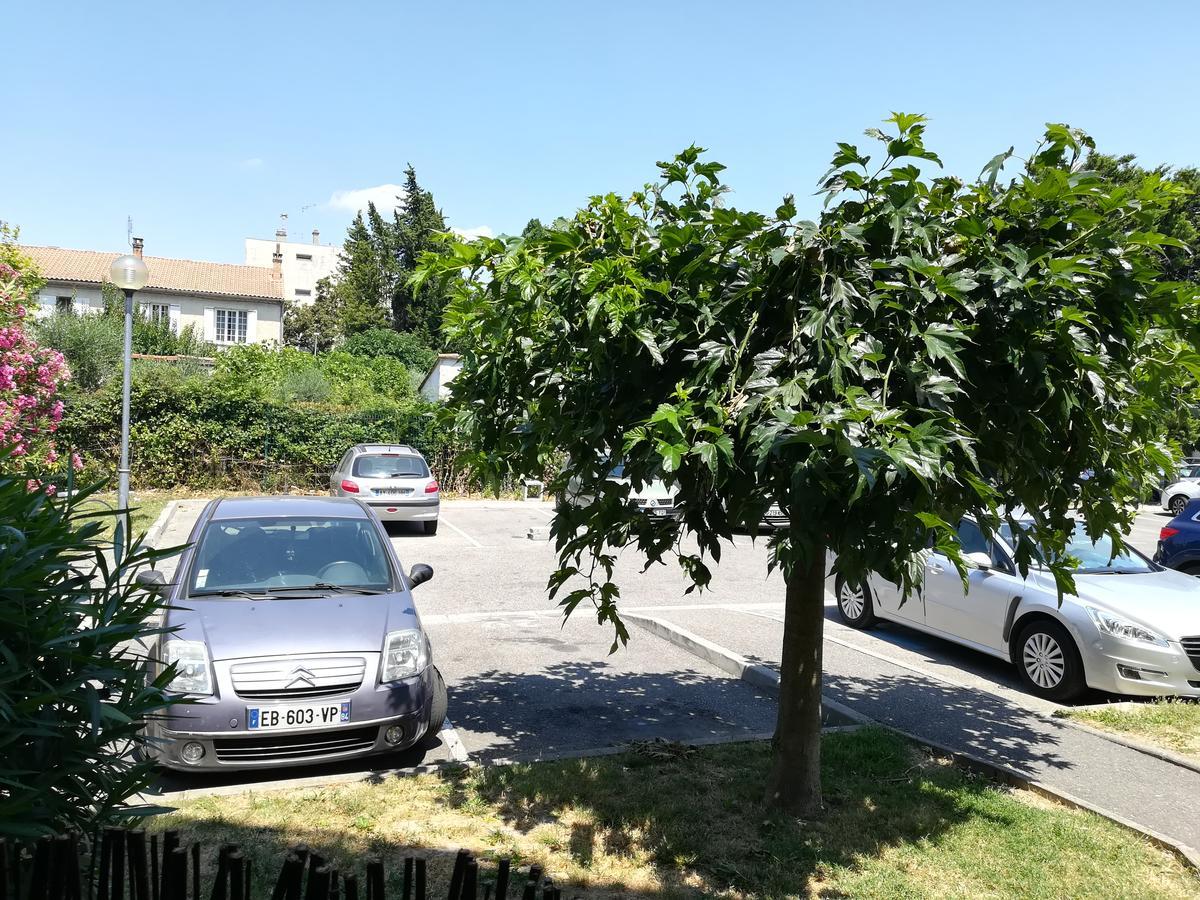 אביניון High Standing Apart 55M2 - Reserved Parking - 1 Room מראה חיצוני תמונה